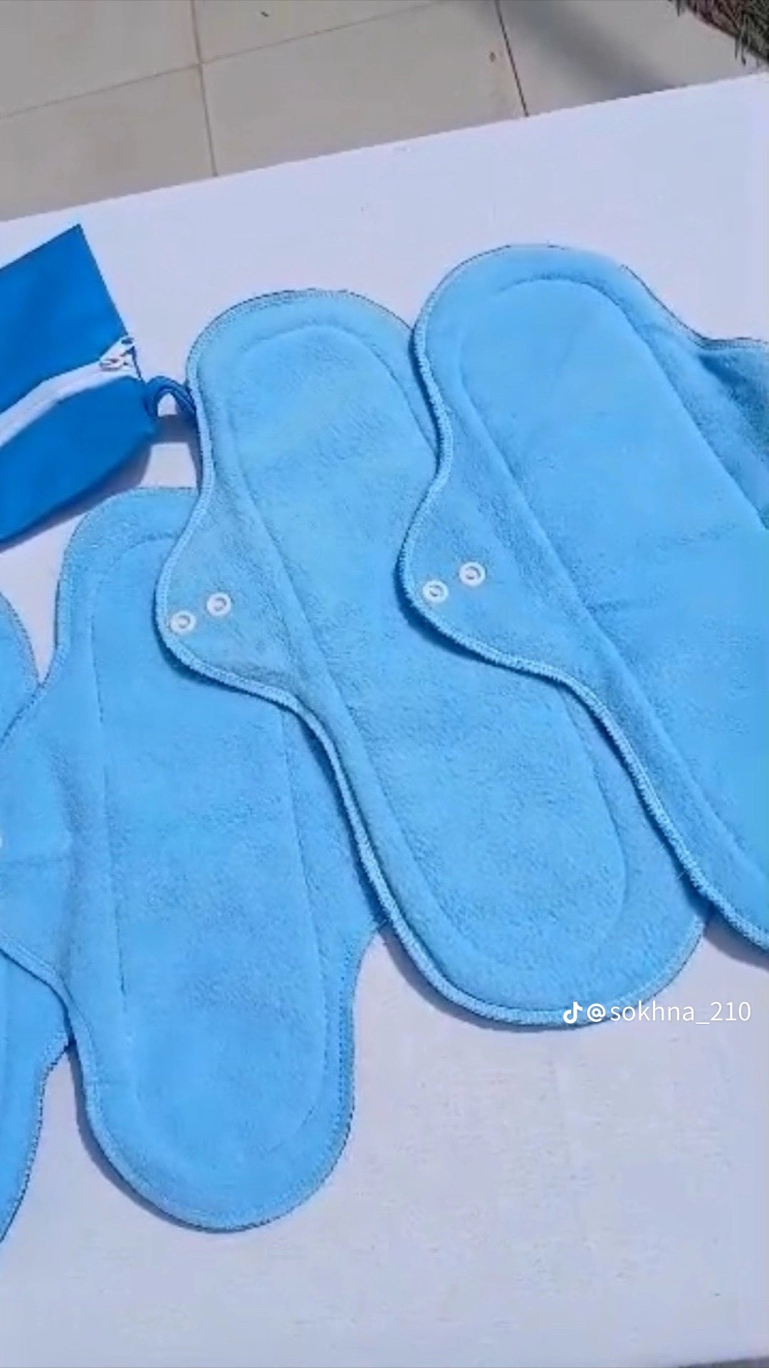 5 Serviettes Hygiéniques Réutilisables (Pack de 5  serviettes menstruelles lavables)