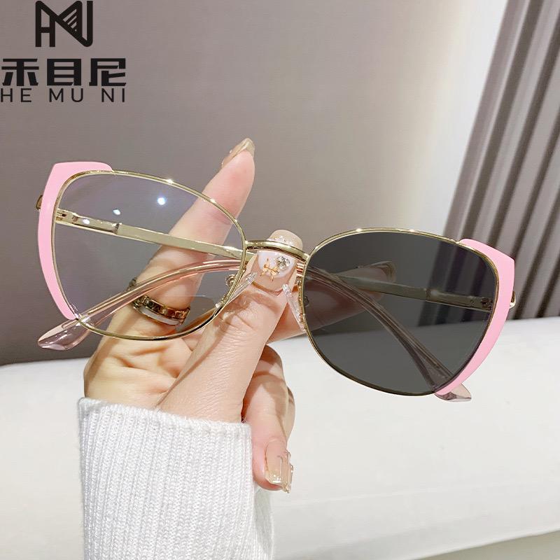 🕶 Lunettes de Soleil Femme – Style Papillon Élégant Rose & Doré